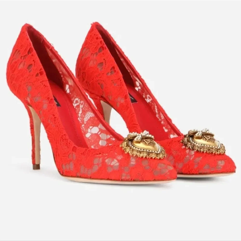 DOLCE&GABBANA Taormina lace pumps‎ with Devotion heart
